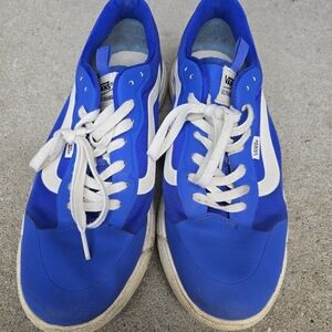 Vans Ultra Range Men’s Royal Blue and White Low-Top Sneakers